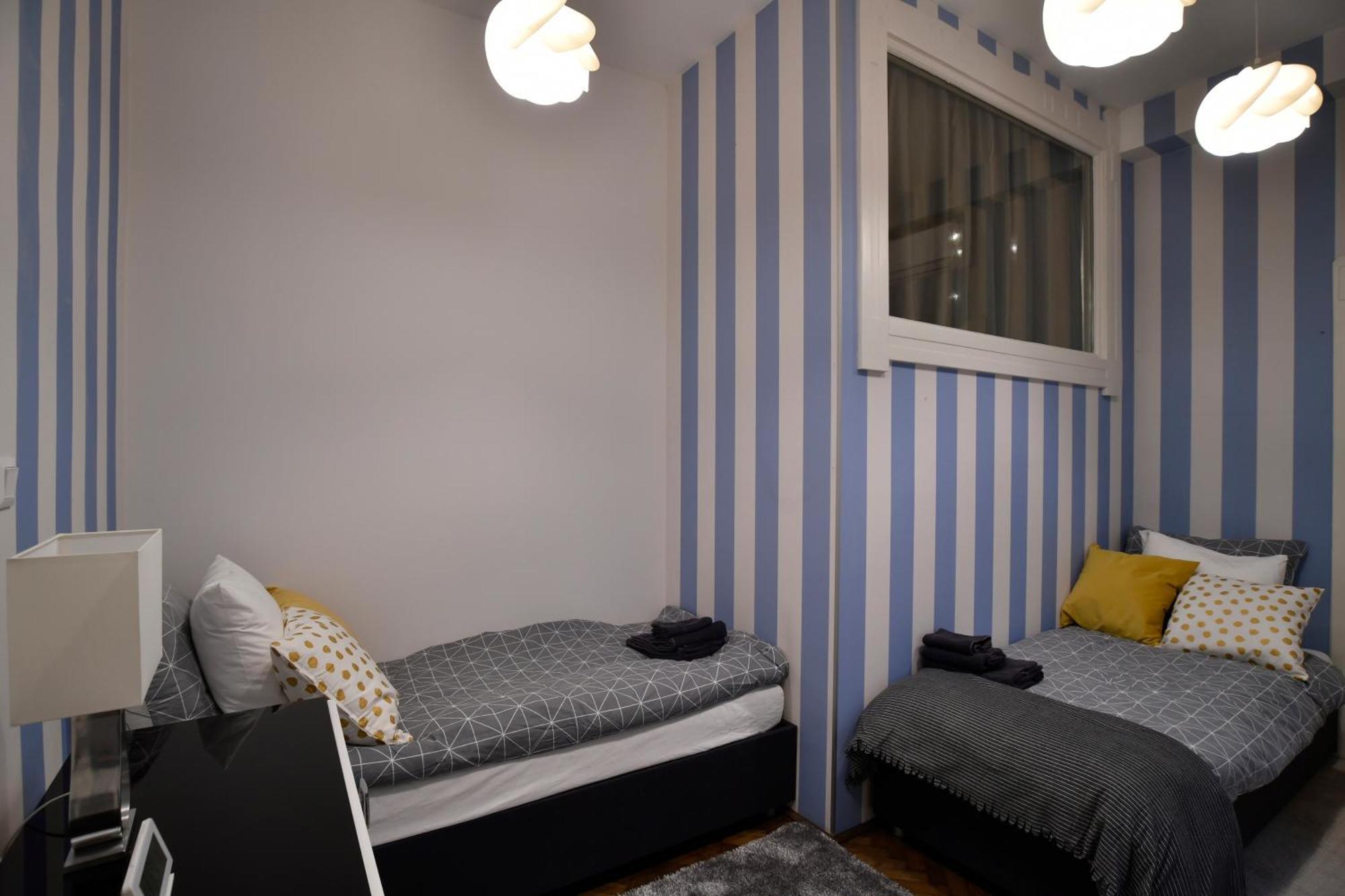 Apartamento Luxuryflat Near Centre On118 Sqm, 3Br,2Bth,8Bed,Ac Budapest Exterior foto