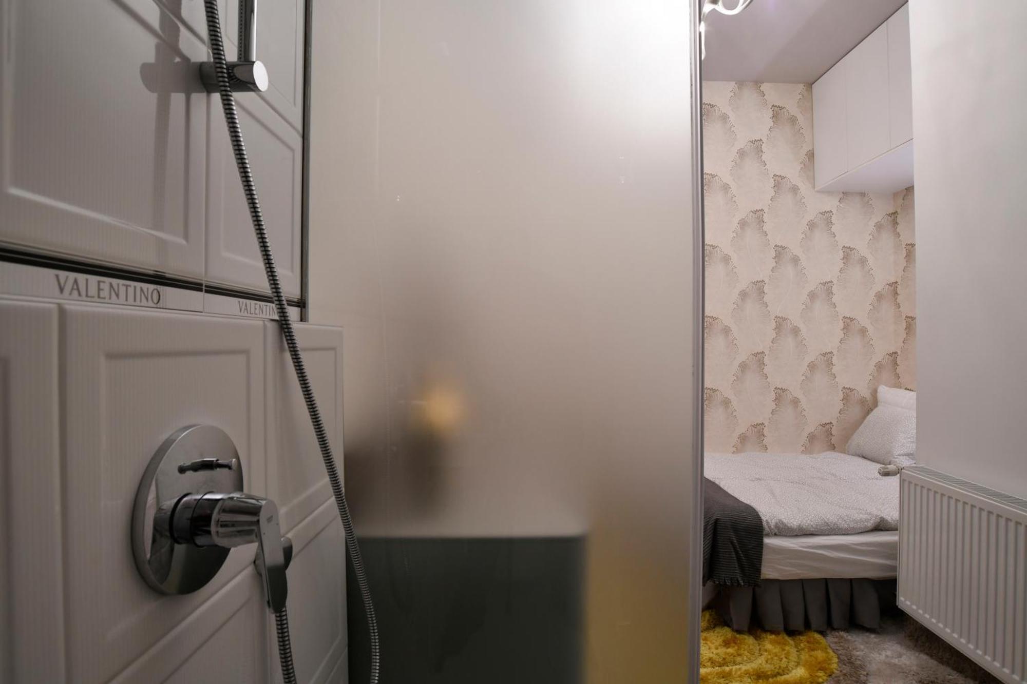 Apartamento Luxuryflat Near Centre On118 Sqm, 3Br,2Bth,8Bed,Ac Budapest Exterior foto