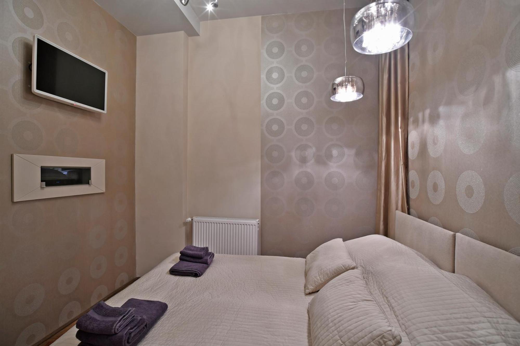 Apartamento Luxuryflat Near Centre On118 Sqm, 3Br,2Bth,8Bed,Ac Budapest Exterior foto